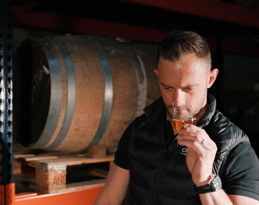 How should you taste whisky?